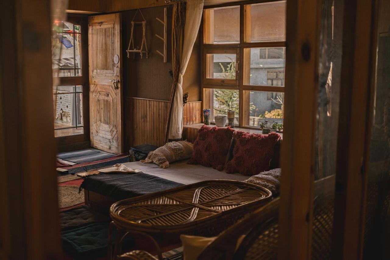 Gharsa - Your Mountain Home มะนาลี ภายนอก รูปภาพ